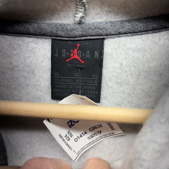 Jordan Gray Sweatshirt Hoodie - Youth XL - New with Tags - Picture 1 of 5